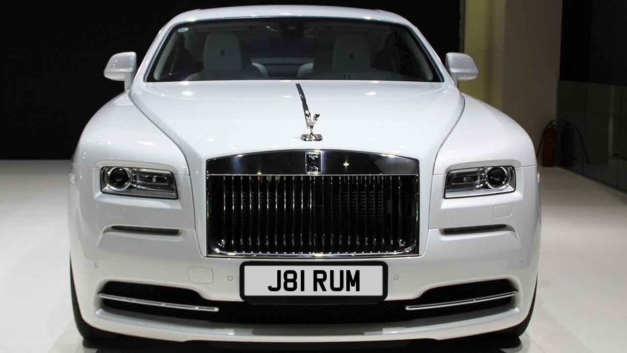 Car displaying the registration mark J81 RUM